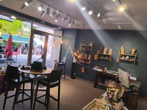 Local commercial Chalonnes Sur Loire 2 pièce(s) 50 m2