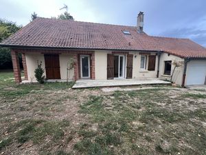 LES GRANDES LOGES - GRANDE RUE