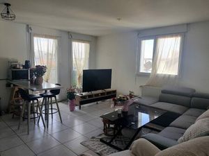 Résidence de standing - commerces à pieds