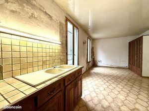 Studio 1 pièce 25 m²