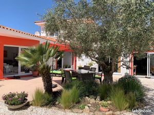 Maison 5 pièces 196 m²