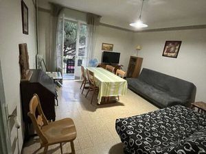 Apparemment à louer