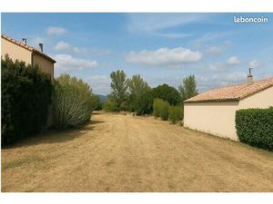 Terrain 1 560 m² Villesequelande