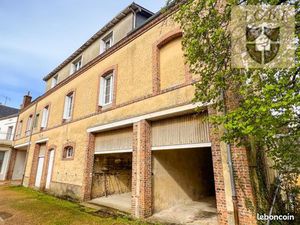 Immeuble 260 m² Mondoubleau