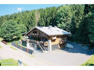 Chalet Neuf avec piscine + logement avec concierge