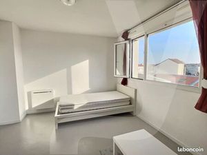 Studio 1 pièce 23 m²