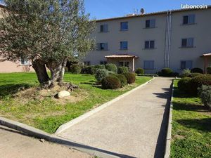 Appartement 3/4 pièces terrasse proche des 4 chemins