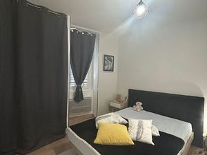 A louer romans hyper centre tres beau t2 meuble refait a neuf ensoleille + balcon