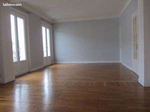 Appartement centre ville proche bord de mer