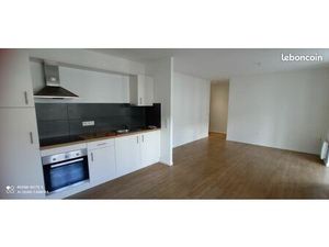 F2 avec terrasse - Proche centre ville