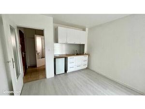STRASBOURG 35 rue parallèle Studio 22 m² + parking
