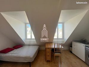 Studio 1 pièce 12 m²