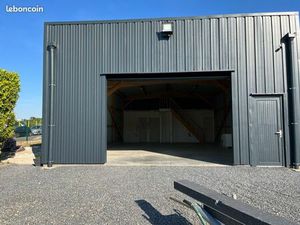 Entrepôt   local de stockage  hangar