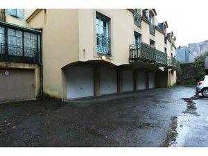 Location Garage box et parking à Quimper (29000) : à louer / 12m² Quimper