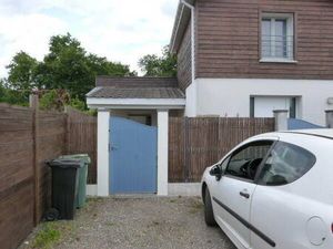 A VENDRE - Studio de plain-pied avec extérieur et parking à Pessac.