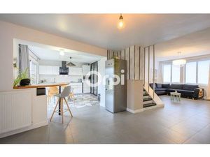 Maison Guesnain 190 m² T-6 à vendre  275 400 €