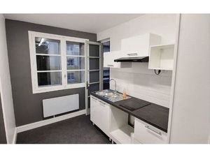 Location appartement  57.3 m² T-3 à Morestel  670 €