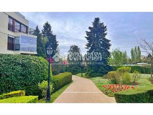 Parly 2 - Longchamp - 3 pièces avec vue dégagée