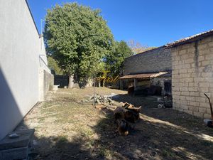 ST BAUZILLE DE MONTMEL  appartement F3 refait à neuf