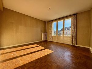 À vendre Appartement T3 traversant à Saint-Priest-Taurion