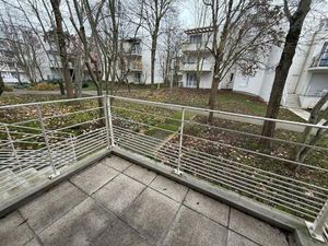 T3 Rez de jardin aux