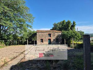 A VENDRE aux Epesses  Maison de 72 m2 à rénover entièrement avec 1 chambre sur une parcell