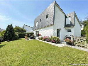 Plaisir  maison de 179 m2  6 pièces  4 chambres  terrain 510 m2