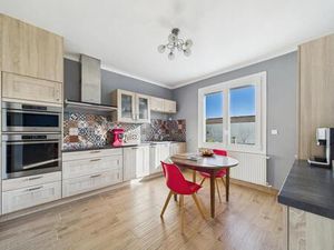 Maison de 3 pièces de 95 m² située à Préguillac