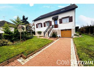 Au calme  proche Rambouillet : une maison pleine de charme et de potentiel