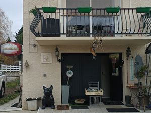 Maison sur les hauteurs de ROUSSILLON avec sous sol complet