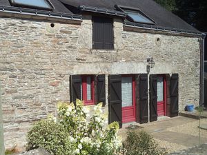 En campagne de VAL D'OUST : cadre bucolique