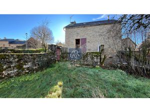 Maison en pierre T3 avec terrain et cave