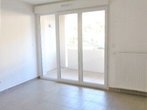 T1 avec loggia et parking à TOULON