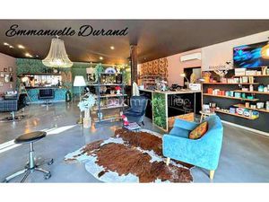 Local commercial à vendre