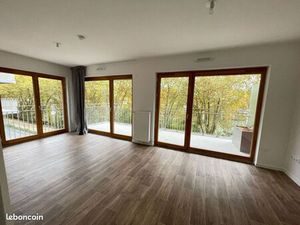 Appartement 5 pièces 146 m²