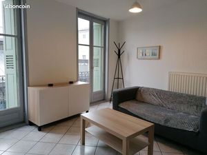 T1 bis lumineux plein centre