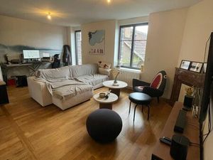 Grand T2 tout équipé refait à neuf