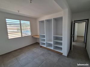 Appartement de type 4 au RDC A LA CROISEE DE CAYENNE ET REMIRE- MONTJOLY