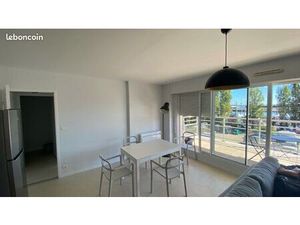 Très bel appartement meublé ville-port  grand balcon