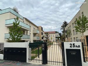 Garages box gardes meubles sécurisés Champagne