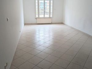 Appartement 48 M2 proche mairie