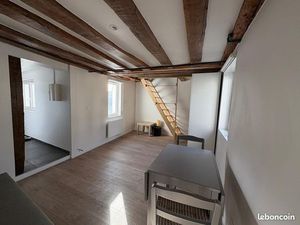 Location studio meublé proche Notre Dame