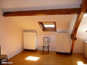 Studio meublé à 2 min du RER A