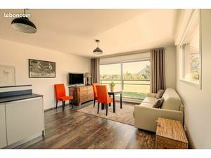 Lac d'Annecy 2 pièces meublées standing face lac de JANVIER à fin AVRIL