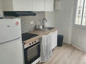 Beau Studio refait à neuf - 1 pièce - 25m2 -