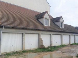 Boxe 15m2 rue de Condé