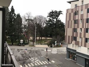 Annemasse  Quartier Parc de Montessuit  T3 de standing rénové à louer