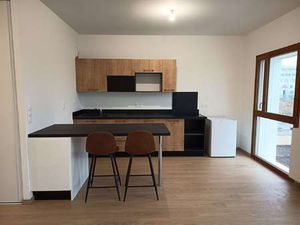 Location Appartement T1 à Nantes Île de Nantes (44000) : à louer T1 / 33m² Nantes Île de N