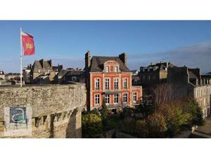 Vente Maison à Dinan (22100) : à vendre / 327m² Dinan