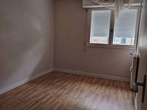 Location Appartement 2 pièces à Saint-Brieuc (22000) : à louer 2 pièces / 43m² Saint-Brieu